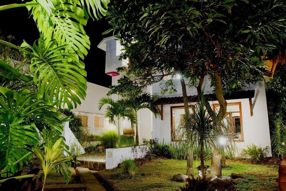 באטו Family Hotel Gradia 2 מראה חיצוני תמונה