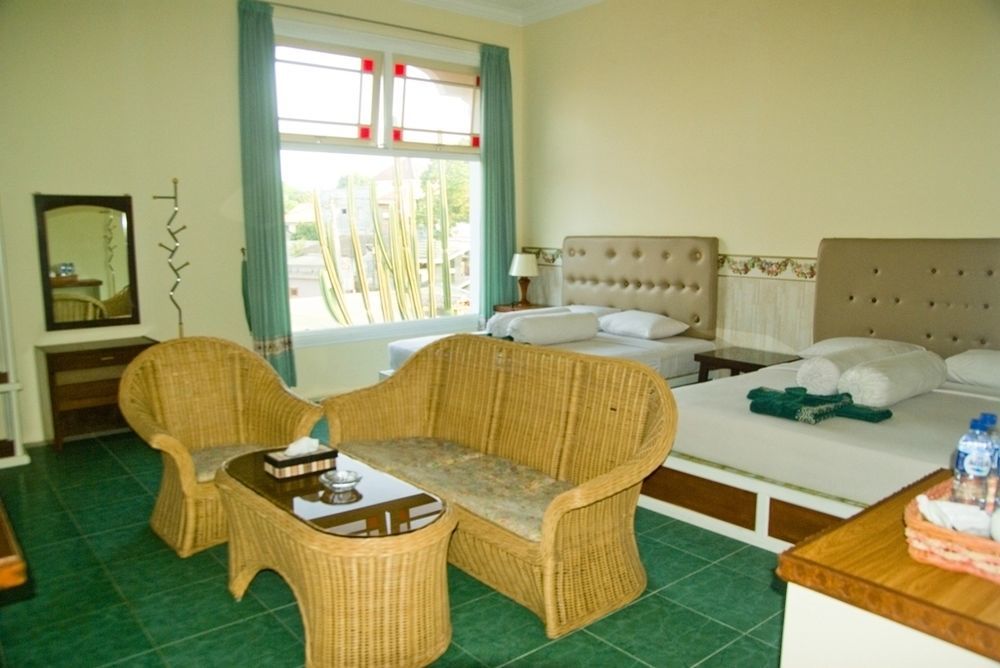 באטו Family Hotel Gradia 2 מראה חיצוני תמונה