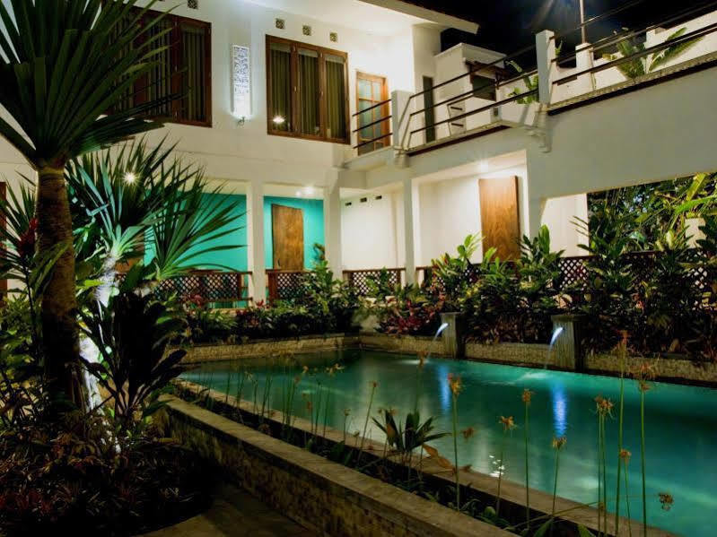 באטו Family Hotel Gradia 2 מראה חיצוני תמונה